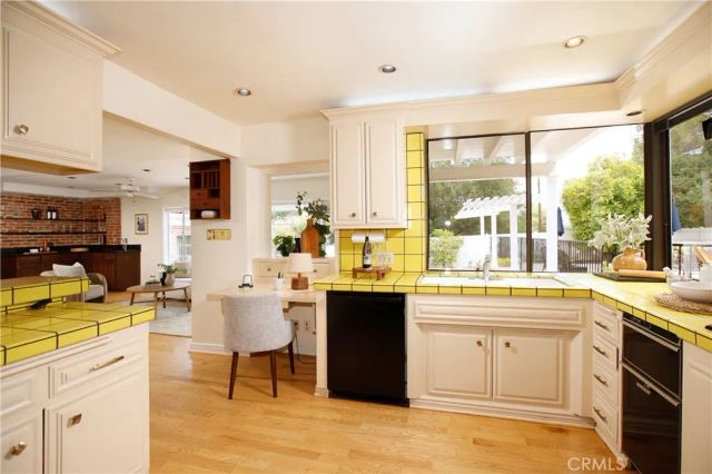 3117 Sparr Boulevard, Glendale, CA 91208