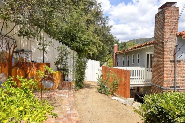 3117 Sparr Boulevard, Glendale, CA 91208