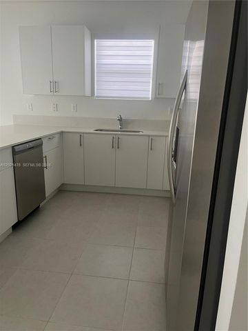 14884 SW 162nd St, Miami, FL 33187