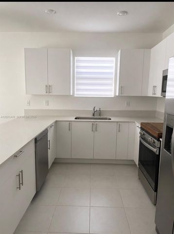 14884 SW 162nd St, Miami, FL 33187