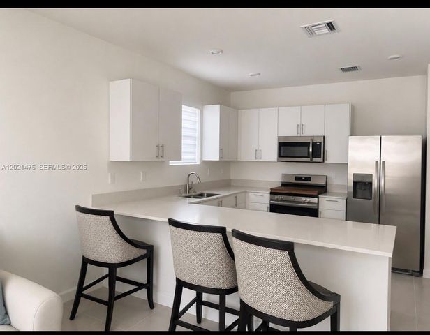 14884 SW 162nd St, Miami, FL 33187