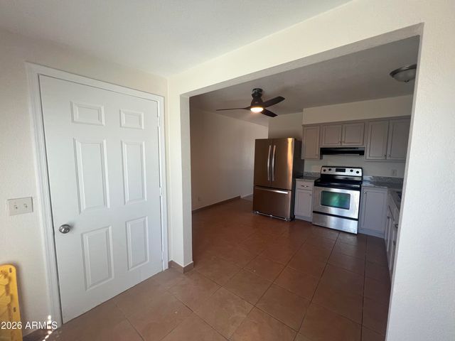 4525 E ALTA VISTA Road, Phoenix, AZ 85042