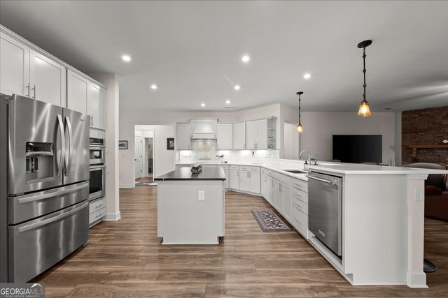 1031 Peachbelt Street, Greensboro, GA 30642