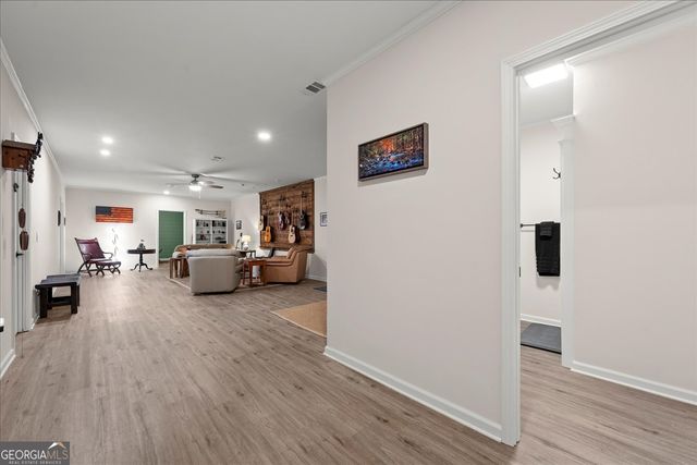 1031 Peachbelt Street, Greensboro, GA 30642