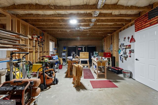 1031 Peachbelt Street, Greensboro, GA 30642