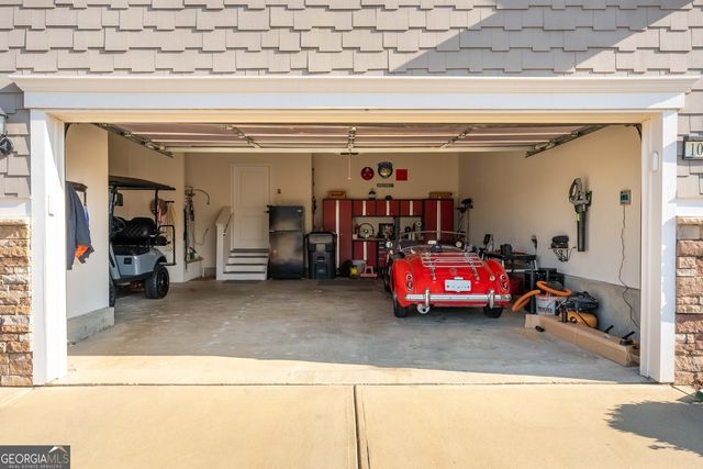 1031 Peachbelt Street, Greensboro, GA 30642