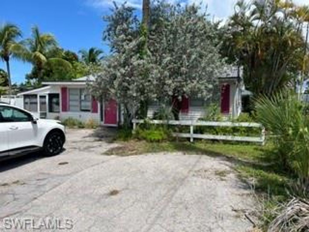2579 Becca AVE, NAPLES, FL 34112 — exterior