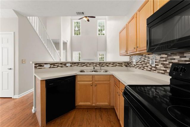 5020 Timber Hills Drive, Oakwood, GA 30566