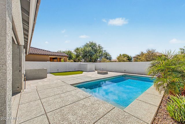 4728 S RIATA Street, Gilbert, AZ 85297