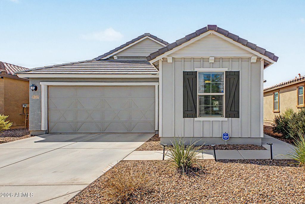 4728 S RIATA Street, Gilbert, AZ 85297