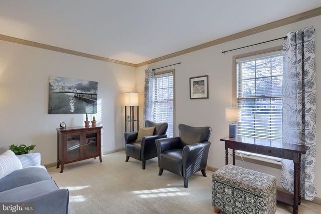 131 MILTON CIR, Lititz, PA 17543