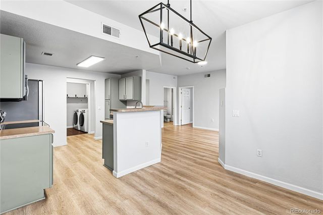 7440 S Blackhawk Street 9-108, Englewood, CO 80112