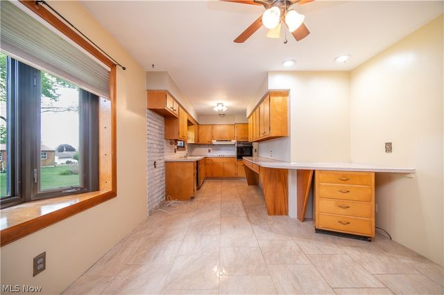 7627 Catherine Street, Masury, OH 44438
