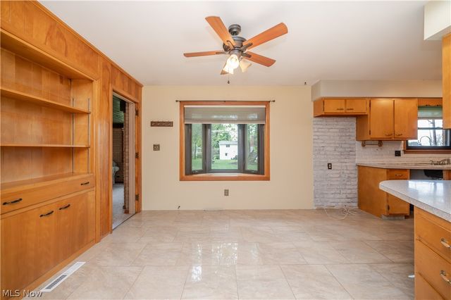 7627 Catherine Street, Masury, OH 44438