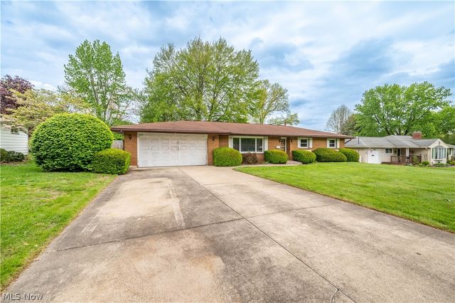 7627 Catherine Street, Masury, OH 44438