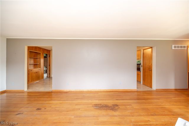7627 Catherine Street, Masury, OH 44438