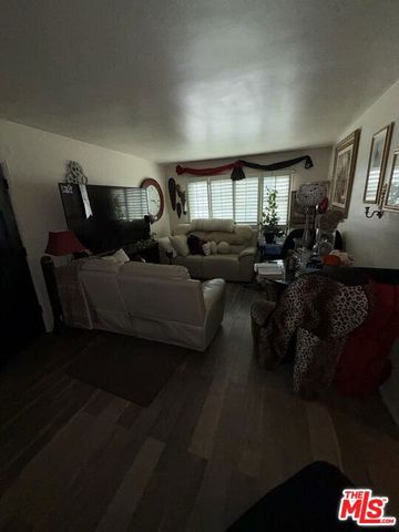 4034 Abourne Road A, Los Angeles, CA 90008