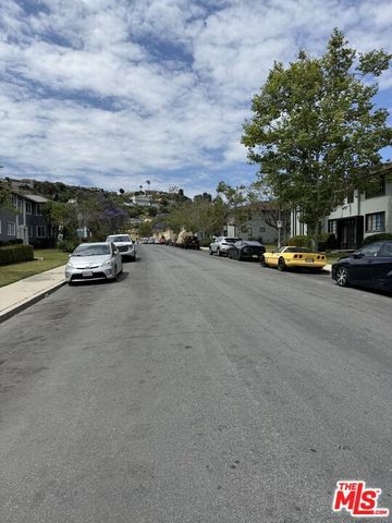 4034 Abourne Road A, Los Angeles, CA 90008