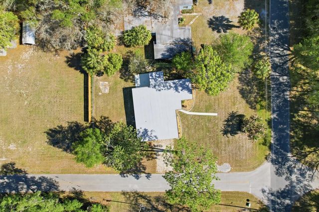 1304 NE 5TH AVENUE, Crystal River, FL 34428