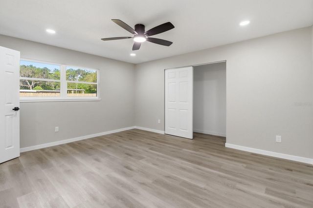 1304 NE 5TH AVENUE, Crystal River, FL 34428