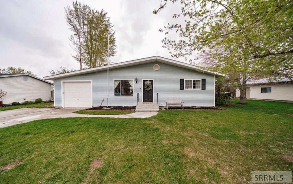 Image 2 of property listing at 3715 E Vaughn Street, Ammon, ID 83406