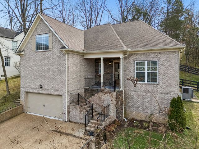 7000 Still Spring Hollow Dr, Nashville, TN 37221