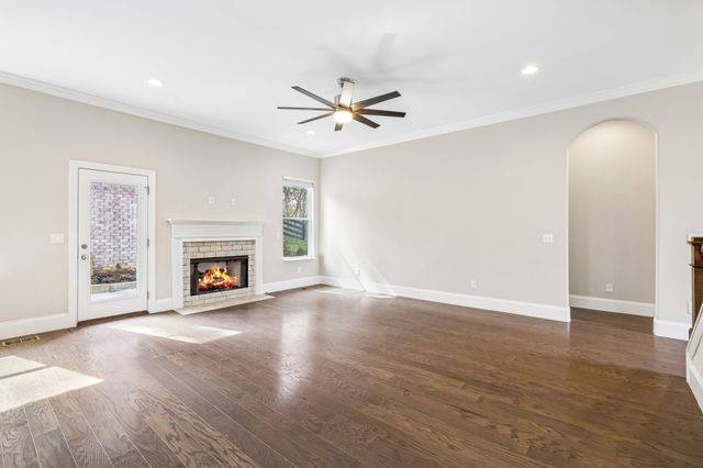 7000 Still Spring Hollow Dr, Nashville, TN 37221