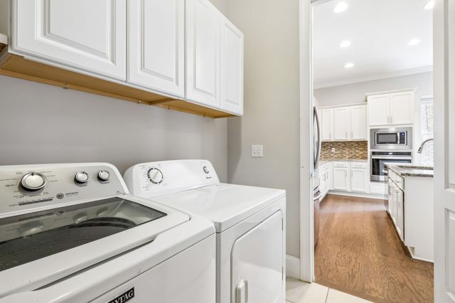 7000 Still Spring Hollow Dr, Nashville, TN 37221