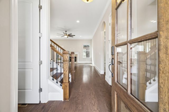 7000 Still Spring Hollow Dr, Nashville, TN 37221