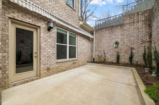 7000 Still Spring Hollow Dr, Nashville, TN 37221