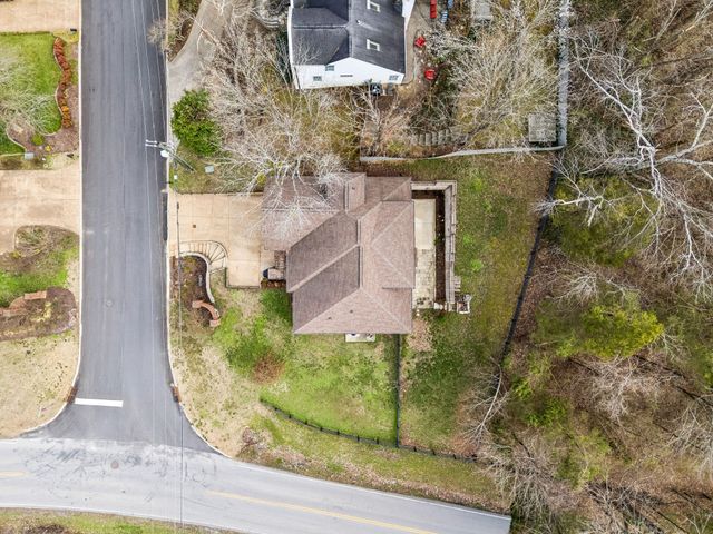 7000 Still Spring Hollow Dr, Nashville, TN 37221