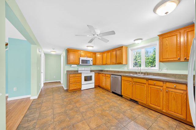526 Pembroke Street, Pembroke, NH 03275