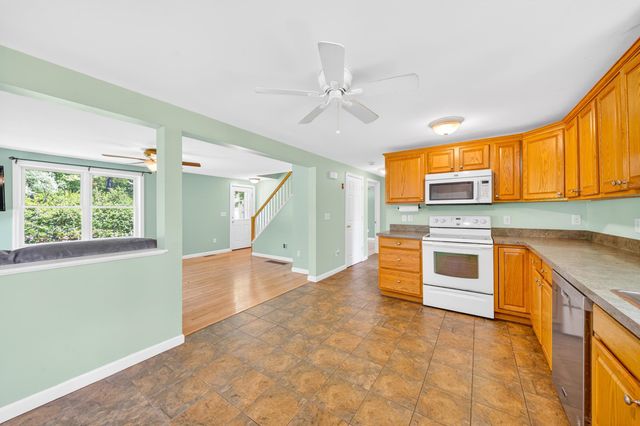 526 Pembroke Street, Pembroke, NH 03275