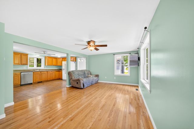 526 Pembroke Street, Pembroke, NH 03275