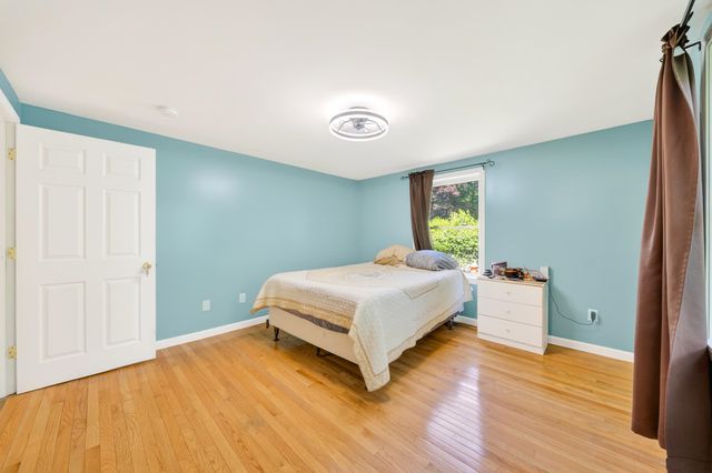 526 Pembroke Street, Pembroke, NH 03275