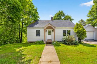 526 Pembroke Street, Pembroke, NH 03275