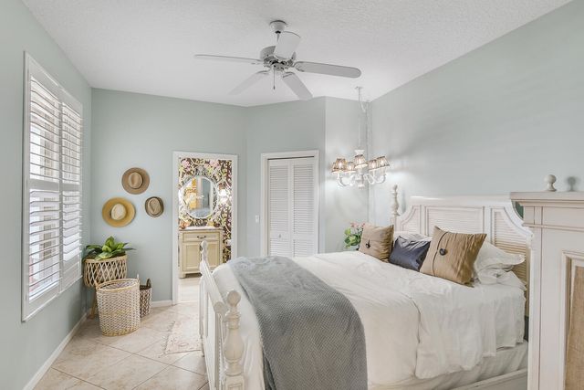 1980 S Club Drive, Wellington, FL 33414