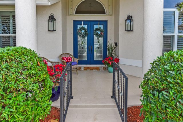 1980 S Club Drive, Wellington, FL 33414