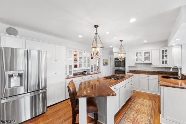 128 Cold Hill Rd, Mendham Boro, NJ 07945
