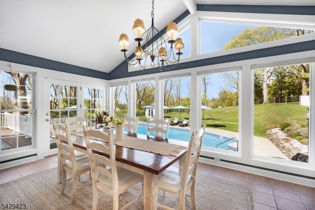 128 Cold Hill Rd, Mendham Boro, NJ 07945