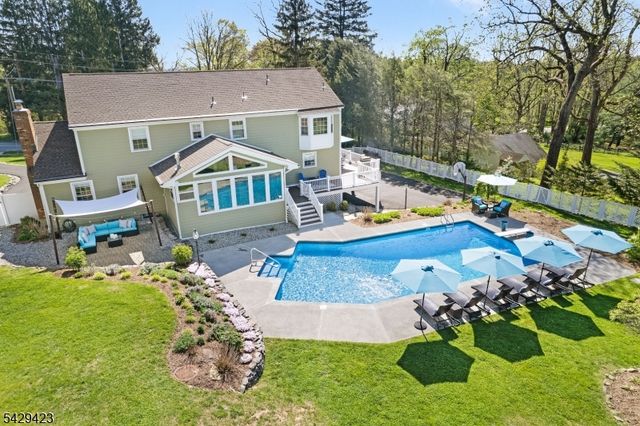 128 Cold Hill Rd, Mendham Boro, NJ 07945