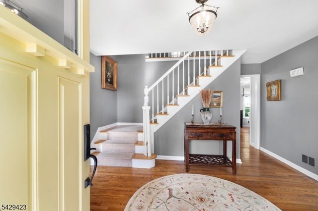 128 Cold Hill Rd, Mendham Boro, NJ 07945