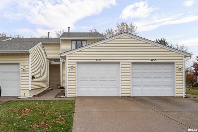 3161 WILLOWWOOD Drive, Bettendorf, IA 52722