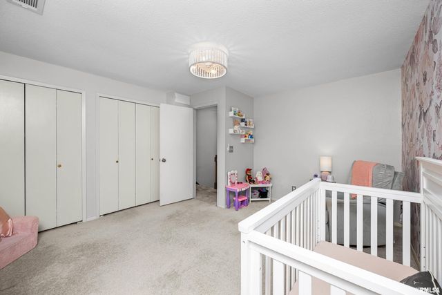 3161 WILLOWWOOD Drive, Bettendorf, IA 52722