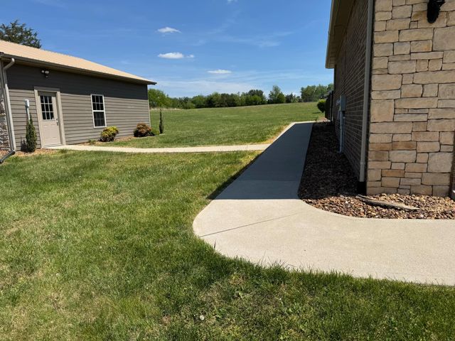 33 Sun Bright Drive, Somerset, KY 42503