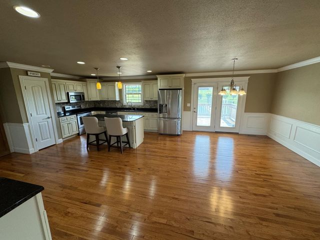 33 Sun Bright Drive, Somerset, KY 42503