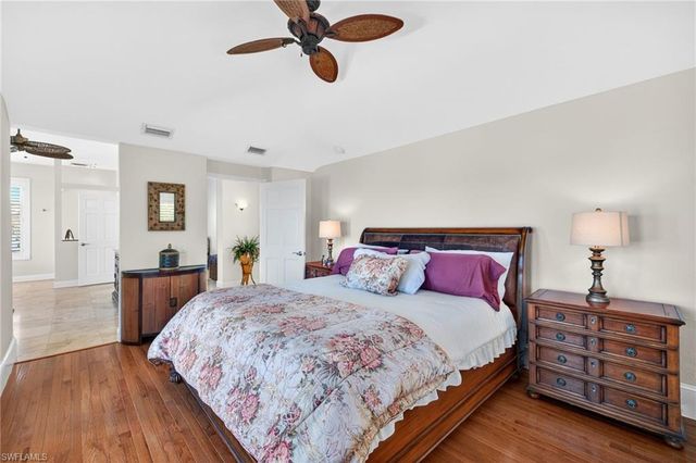 2878 Valencia WAY, Fort Myers, FL 33901