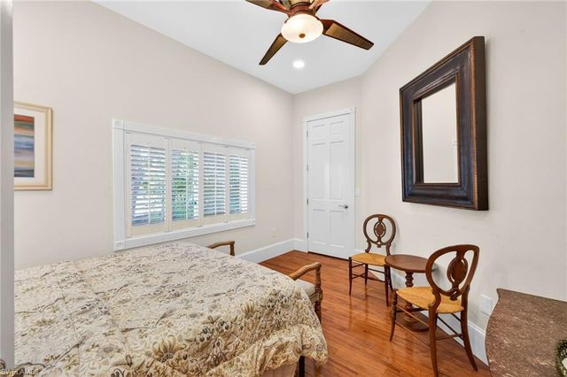 2878 Valencia WAY, Fort Myers, FL 33901