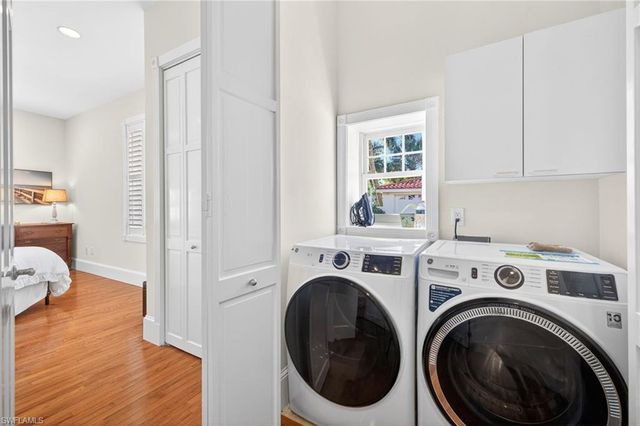 2878 Valencia WAY, Fort Myers, FL 33901