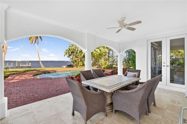 2878 Valencia WAY, Fort Myers, FL 33901